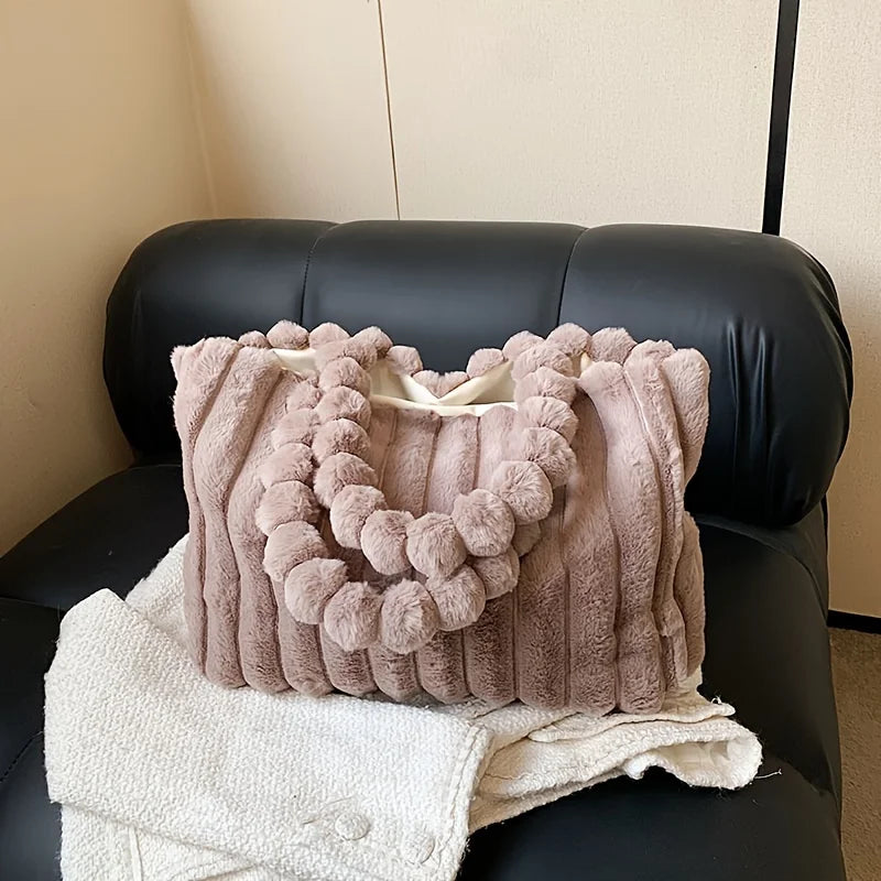 Tote bag rigata in faux fur – Borsa soffice a spalla a righe