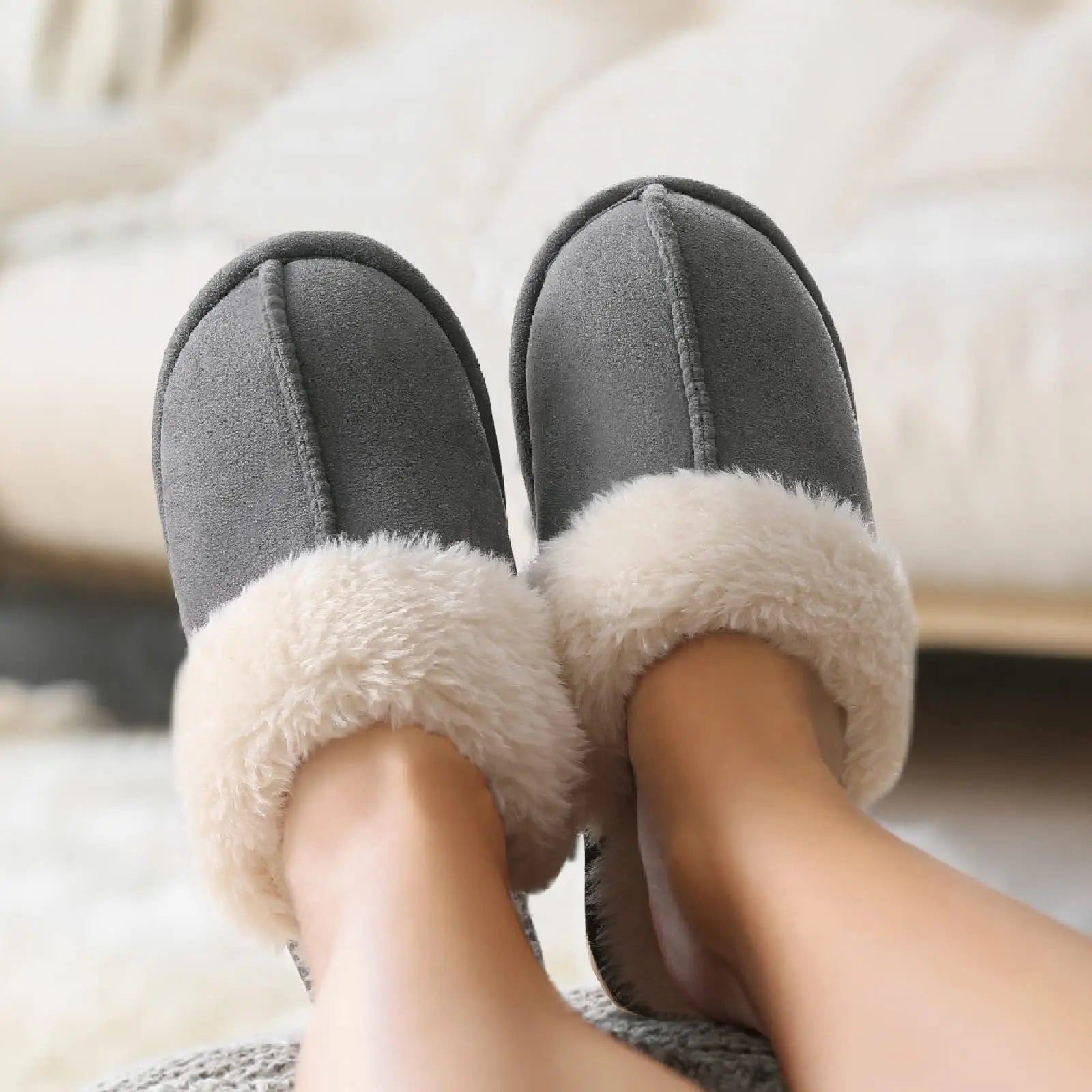 Ciabatte donna in pelliccia eco e suede – antiscivolo, indoor/outdoor, moda casa 2025
