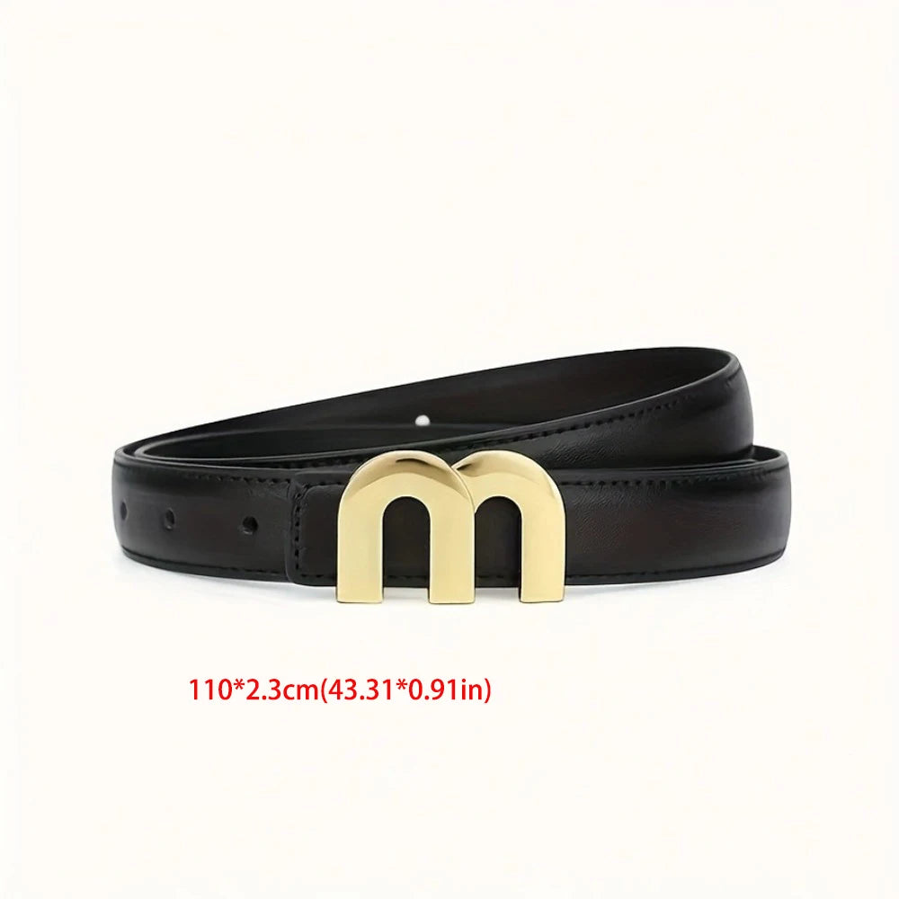 Cintura donna in PU leather con fibbia dorata “M” – cintura slim moda 2025 adatta a jeans, abiti, look casual chic