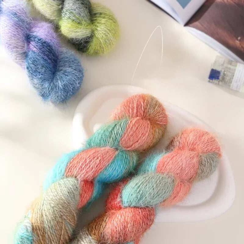 Filato Lana Multicolore Sfumato – Gomitolo Gradient per Maglieria e Uncinetto