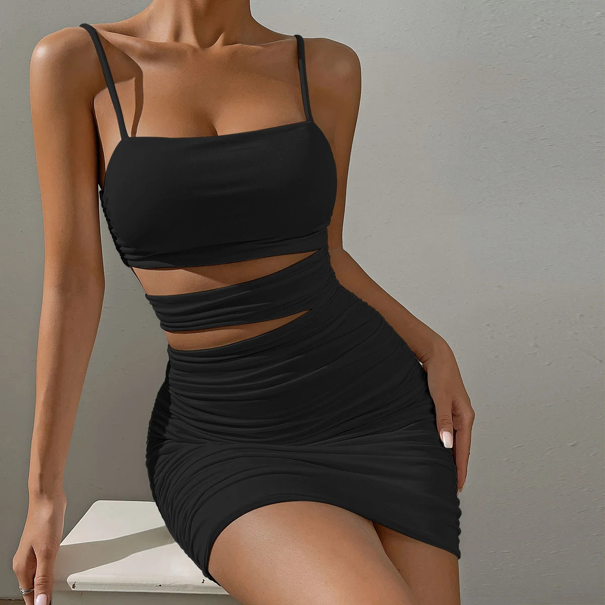 Mini Abito Bodycon da Donna – Spaghetti Strap, Backless, Estivo 2025