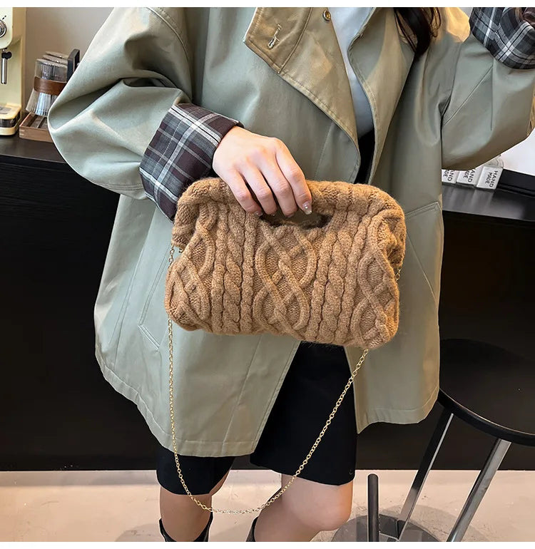 Borsa Crochet Donna Invernale – Crossbody Tricot con Catena e Texture Maglia