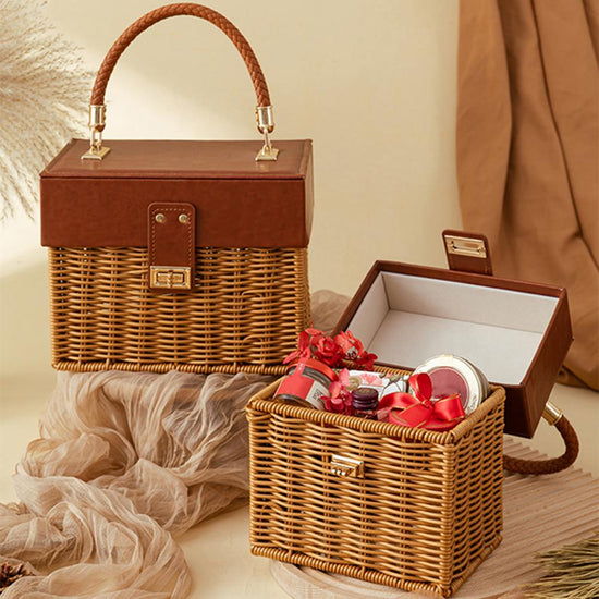 Borsa a Tracolla in Rattan Nera per Donna – Stile Casual Estivo, Fatto a Mano, Forma Box, Perfetta per Viaggi e Spiaggia