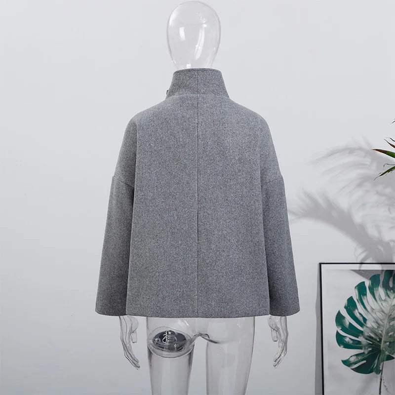 Giacca donna con collo alto e bottoni, modelli 01-04