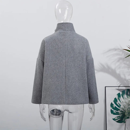 Giacca donna con collo alto e bottoni, modelli 01-04