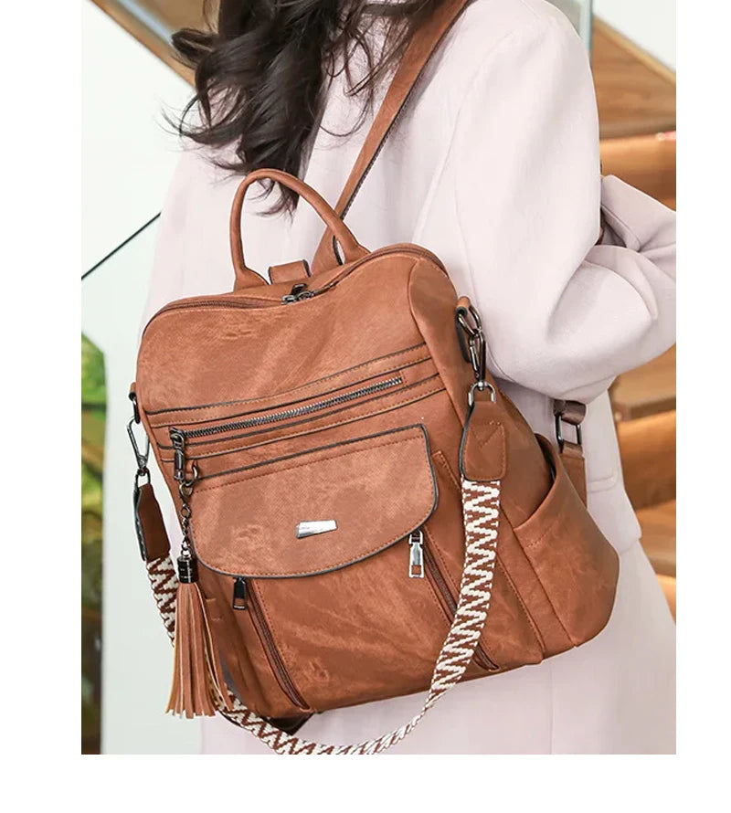 Zaino donna in pelle sintetica impermeabile + ant-furto – travel business college backpack grande capacità con nappina 2025