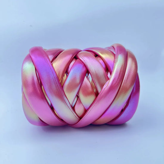 Filato mesh / ecopelle marshmallow per borse e uncinetto – opaco/lucido + pelle intrecciata artigianale