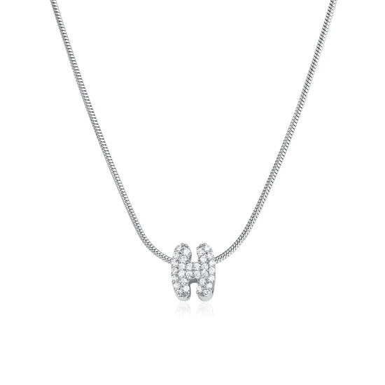 Collana iniziale personalizzabile A–Z con pavé di zirconi – acciaio, elegante