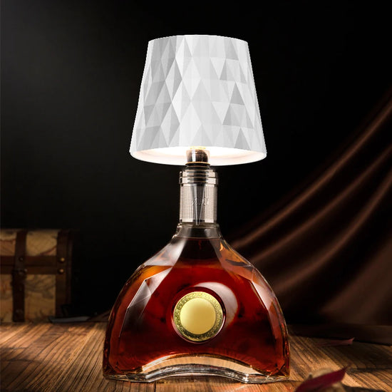 Lampada BOTLIGHT Led Ricaricabile per Bottiglia – Luce Portatile