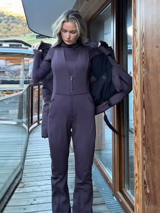 Abbigliamento neve donna: giacca, pantaloni o tuta
