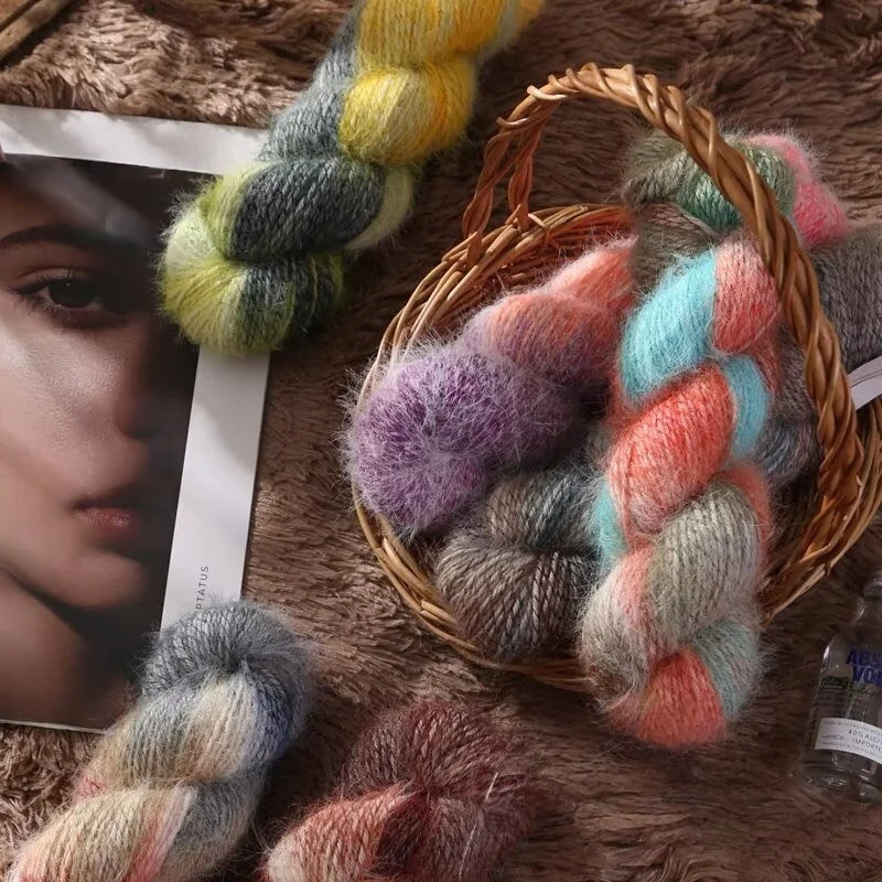 Filato Lana Multicolore Sfumato – Gomitolo Gradient per Maglieria e Uncinetto