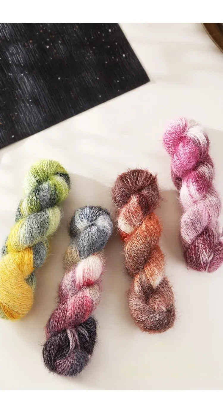 Filato Lana Multicolore Sfumato – Gomitolo Gradient per Maglieria e Uncinetto