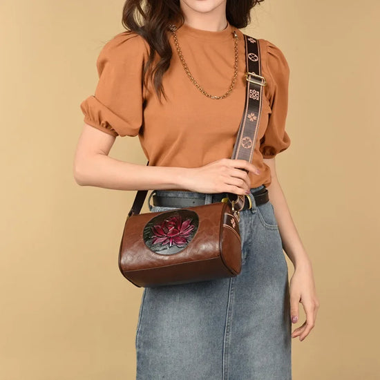 Borsa a tracolla donna con tasche e scomparti - foto 140 della galleria