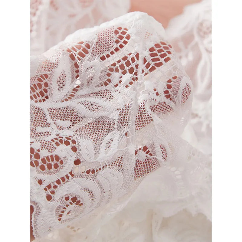Completo lingerie plus size in pizzo con reggiseno, perizoma e vestaglia trasparente – Set elegante e romantico