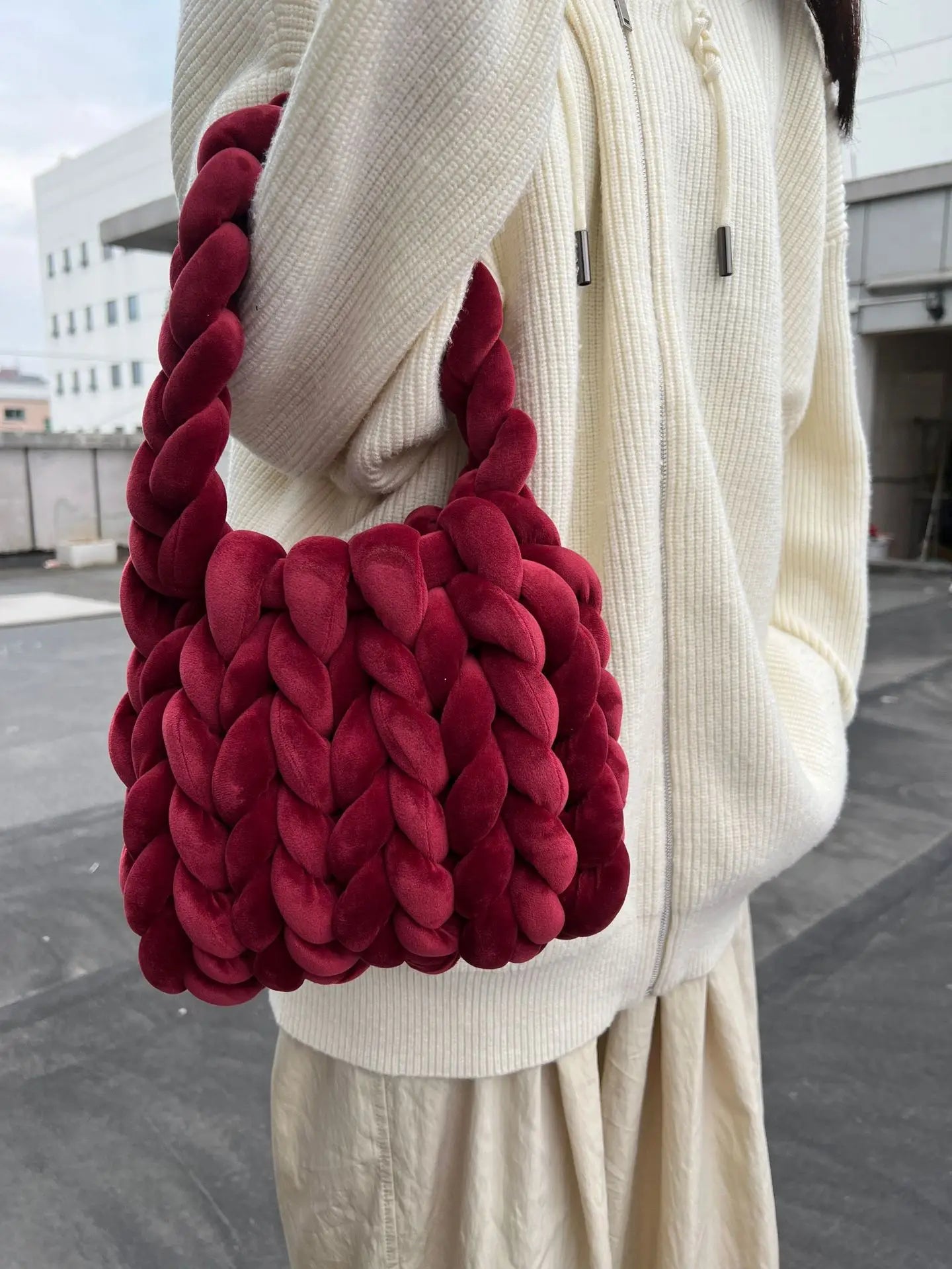 Borsa uncinetto in velluto intrecciato a mano – handbag artigianale unisex disponibile in più colori e dimensioni