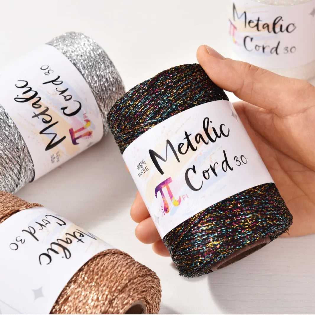 Cordoncino Rigido in Core-Spun da 3 mm con Fili Metallici Argentati – Filo Decorativo di Alta Qualità per Packaging Regalo, Uncinetto e Progetti Fai-da-Te