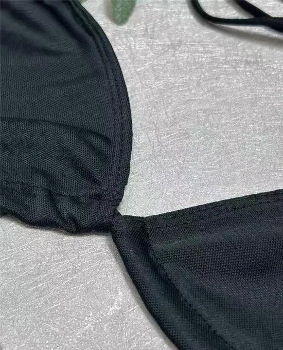 Bikini String Semi-Trasparente – Abbronzatura Uniforme sotto il costume da bagno