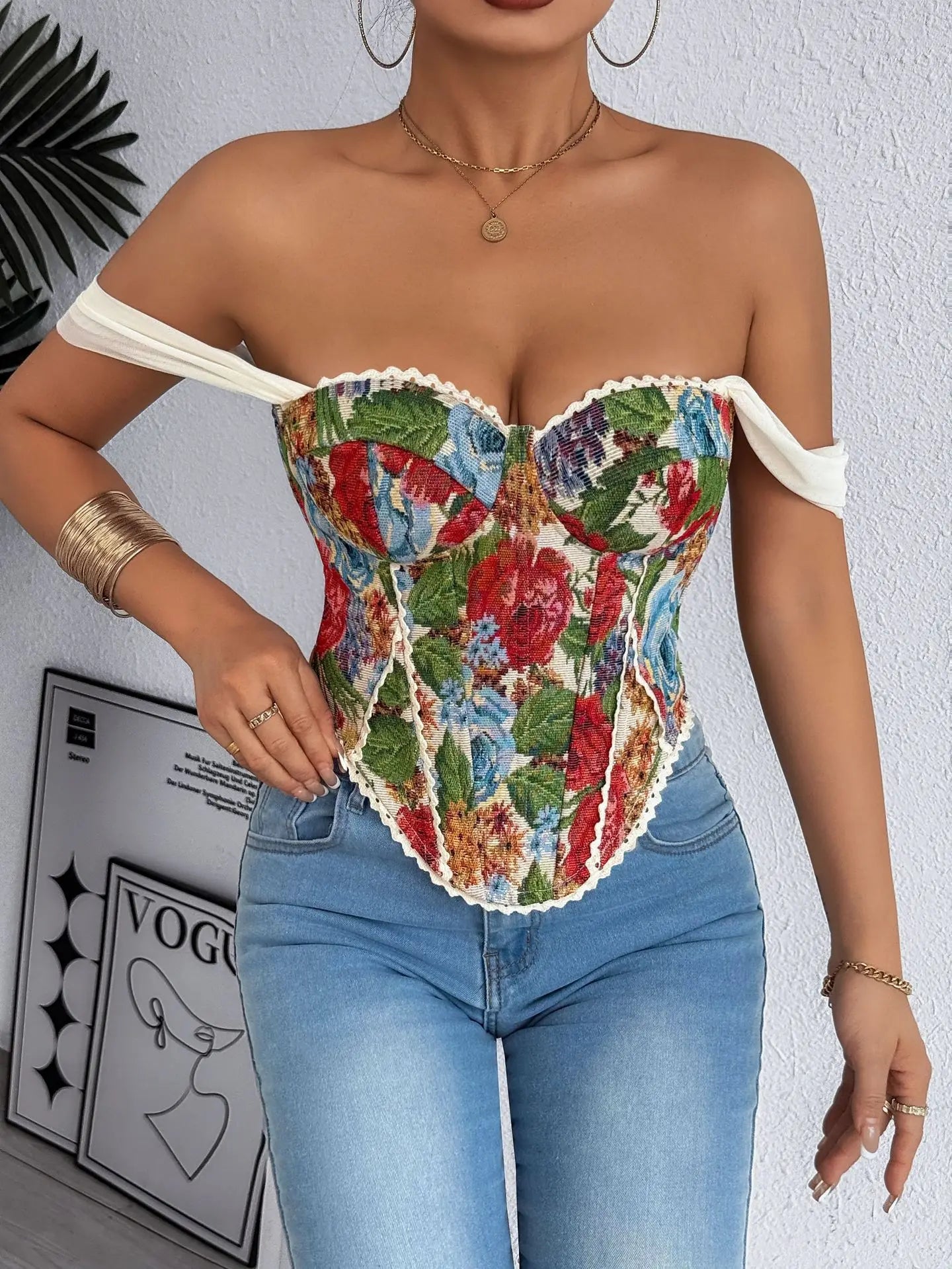 Top Donna in Pizzo Ricamato – Corsetto Elegante e Sexy