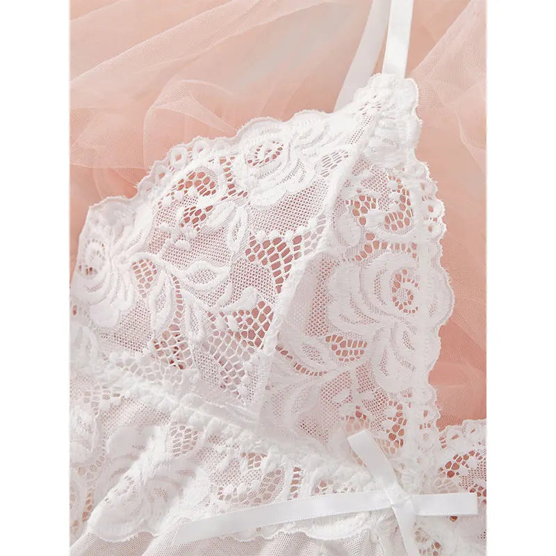 Completo lingerie plus size in pizzo con reggiseno, perizoma e vestaglia trasparente – Set elegante e romantico