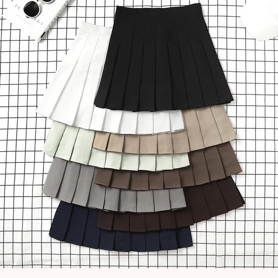 Gonna plissettata cortissima a vita alta – stile uniforme