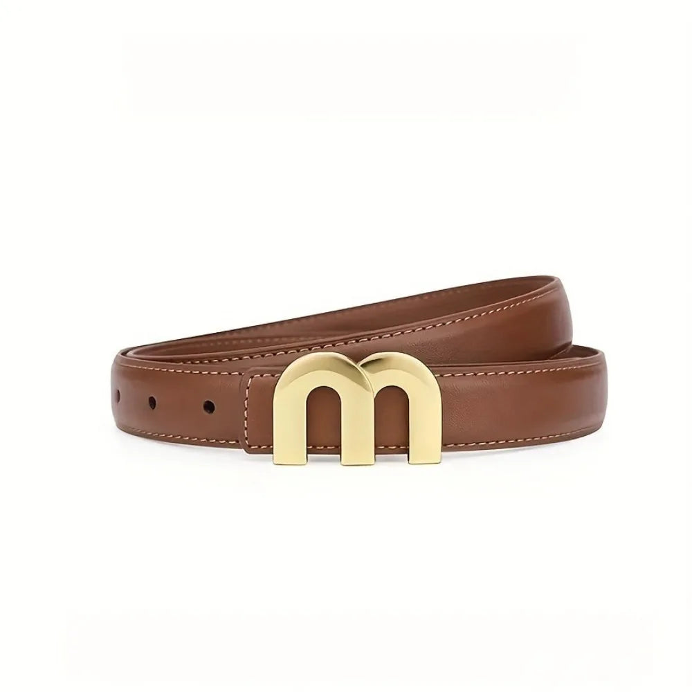 Cintura donna in PU leather con fibbia dorata “M” – cintura slim moda 2025 adatta a jeans, abiti, look casual chic