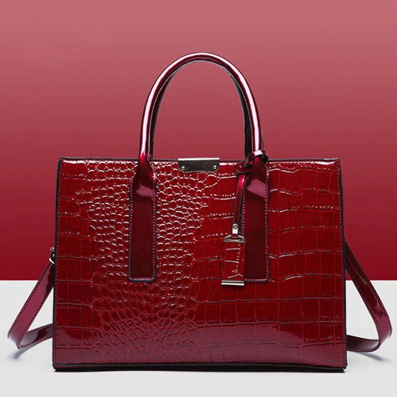 Borsa donna effetto coccodrillo con zip e tracolla - Rosso vino