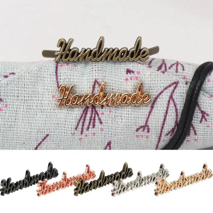 10Pcs Handmade etichette in metallo fatte a mano – Personalizzazione per abbigliamento, scarpe, borse e progetti