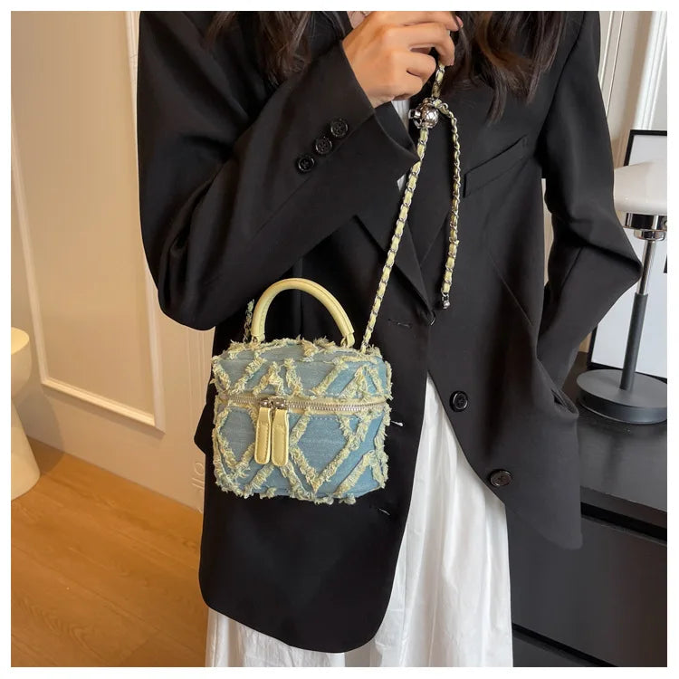 Borsa in Jeans Donna Stile Fashion – Spalla e Tracolla, Design Sfrangiato 2025