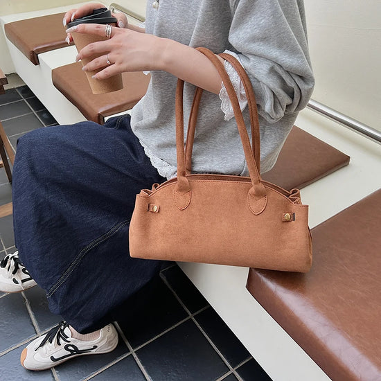 Borsa baguette tote in suede 2025 – stile underarm sofisticato, capiente e raffinato per donne commuter