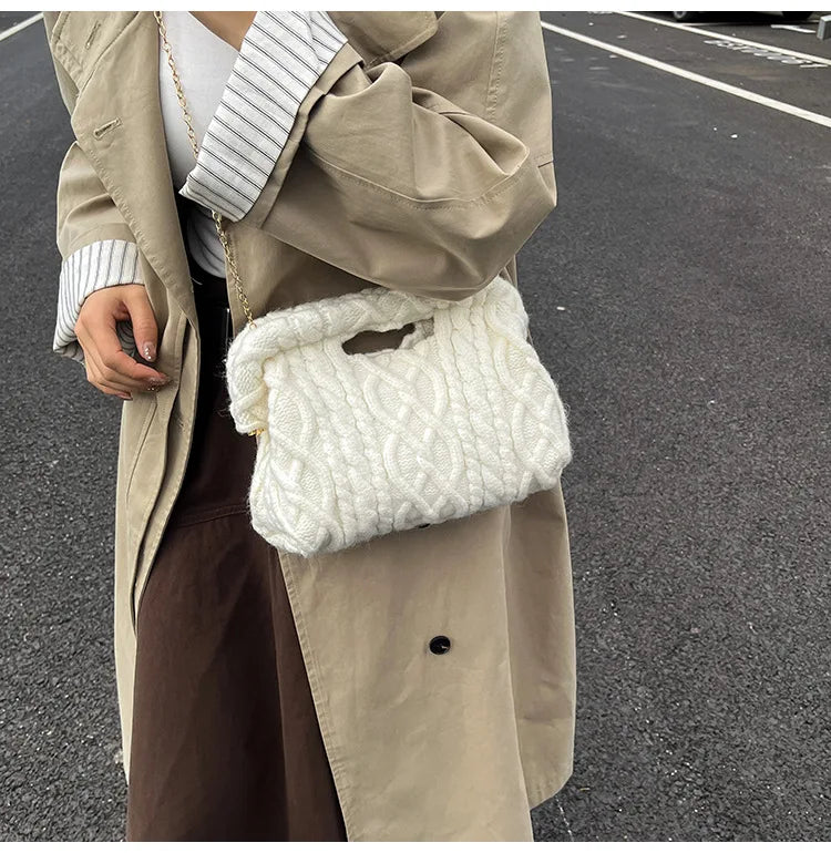 Borsa Crochet Donna Invernale – Crossbody Tricot con Catena e Texture Maglia