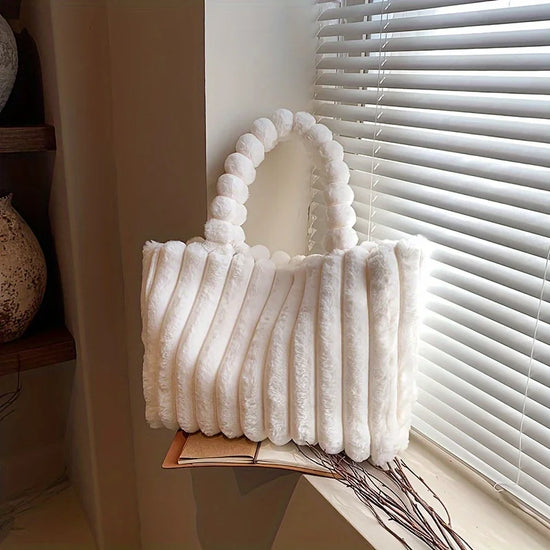 Tote bag rigata in faux fur – Borsa soffice a spalla a righe