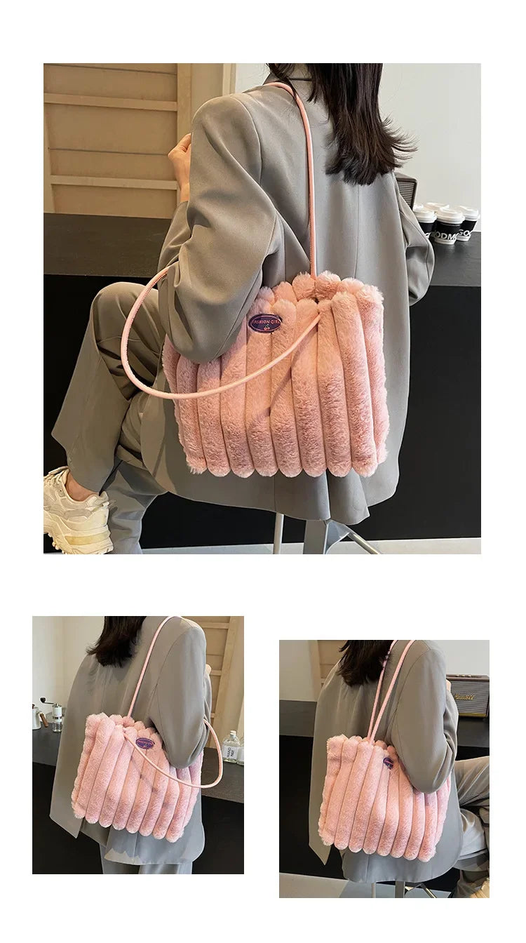 Tote bag a righe in peluche – borsa capiente e soffice per inverno 2025