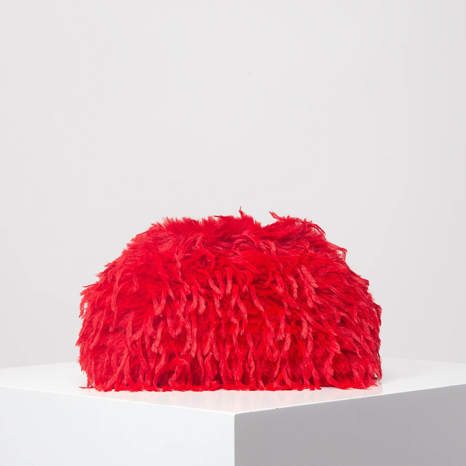 Clutch Y2K “Dopamine Style” in peluche candy-color – borsa da sera / clip bag fashion