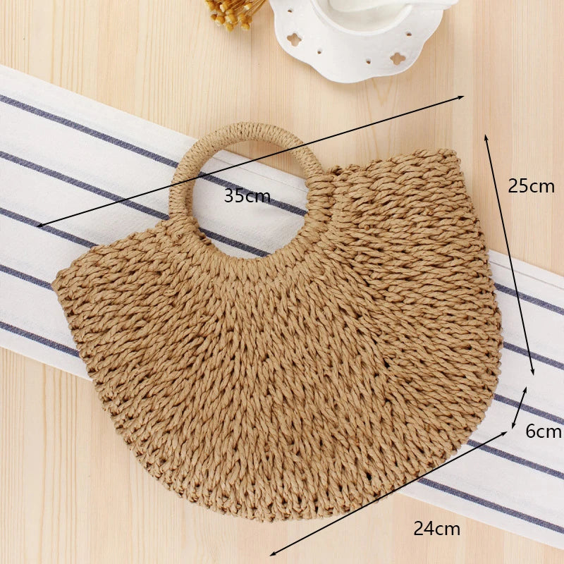 Moon Bag in paglia intrecciata – Borsa estiva a mezzaluna in tre dimensioni (S, M, L)