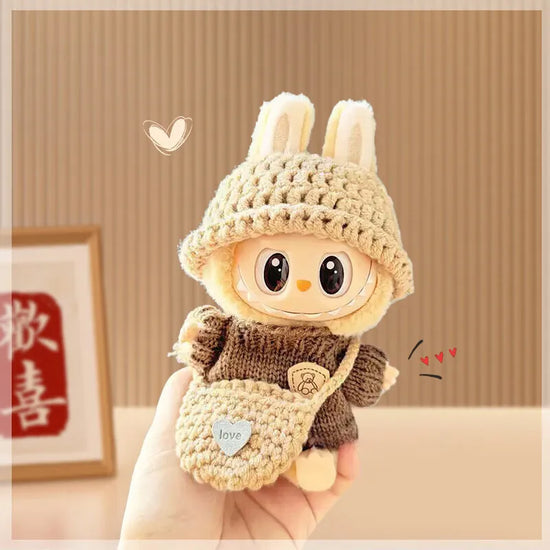 Set di abbigliamento lavorato a mano per bambola Labubu da 17 cm – Maglione, cappello e zaino