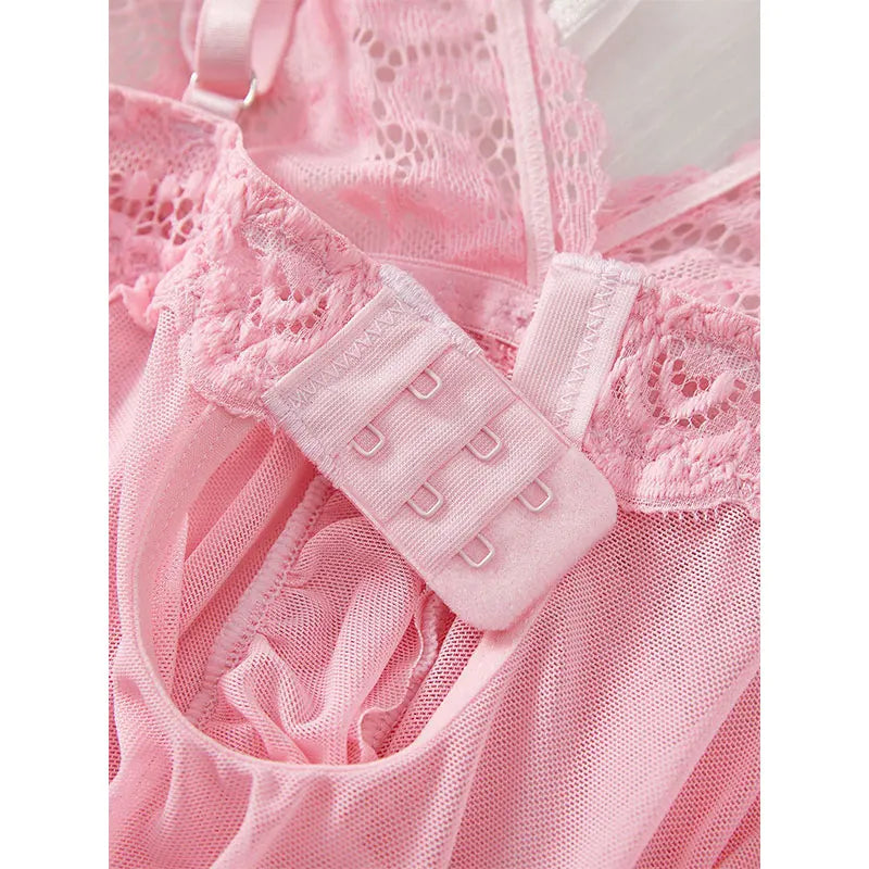 Completo lingerie plus size in pizzo con reggiseno, perizoma e vestaglia trasparente – Set elegante e romantico
