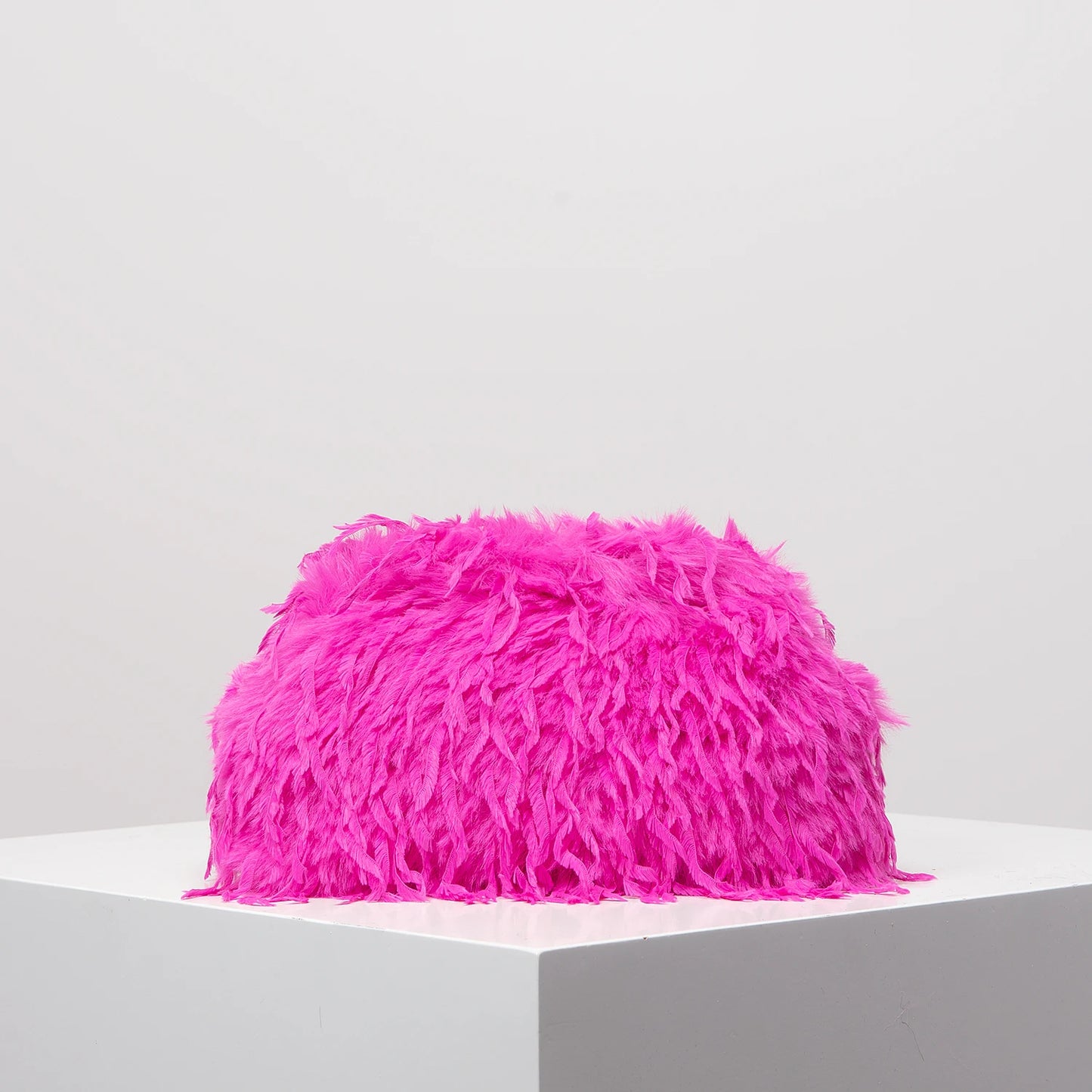 Clutch Y2K “Dopamine Style” in peluche candy-color – borsa da sera / clip bag fashion