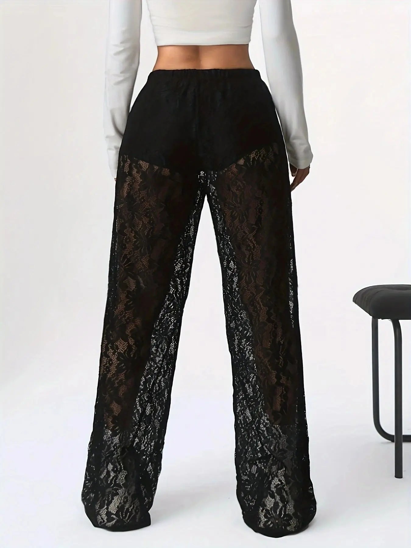 Pantaloni donna con pizzo trasparente dritti vita bassa – Estate 2025