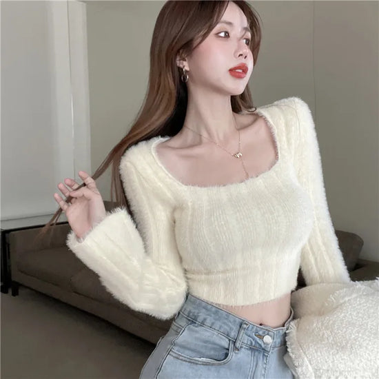 Maglione corto in maglia per l’autunno/inverno