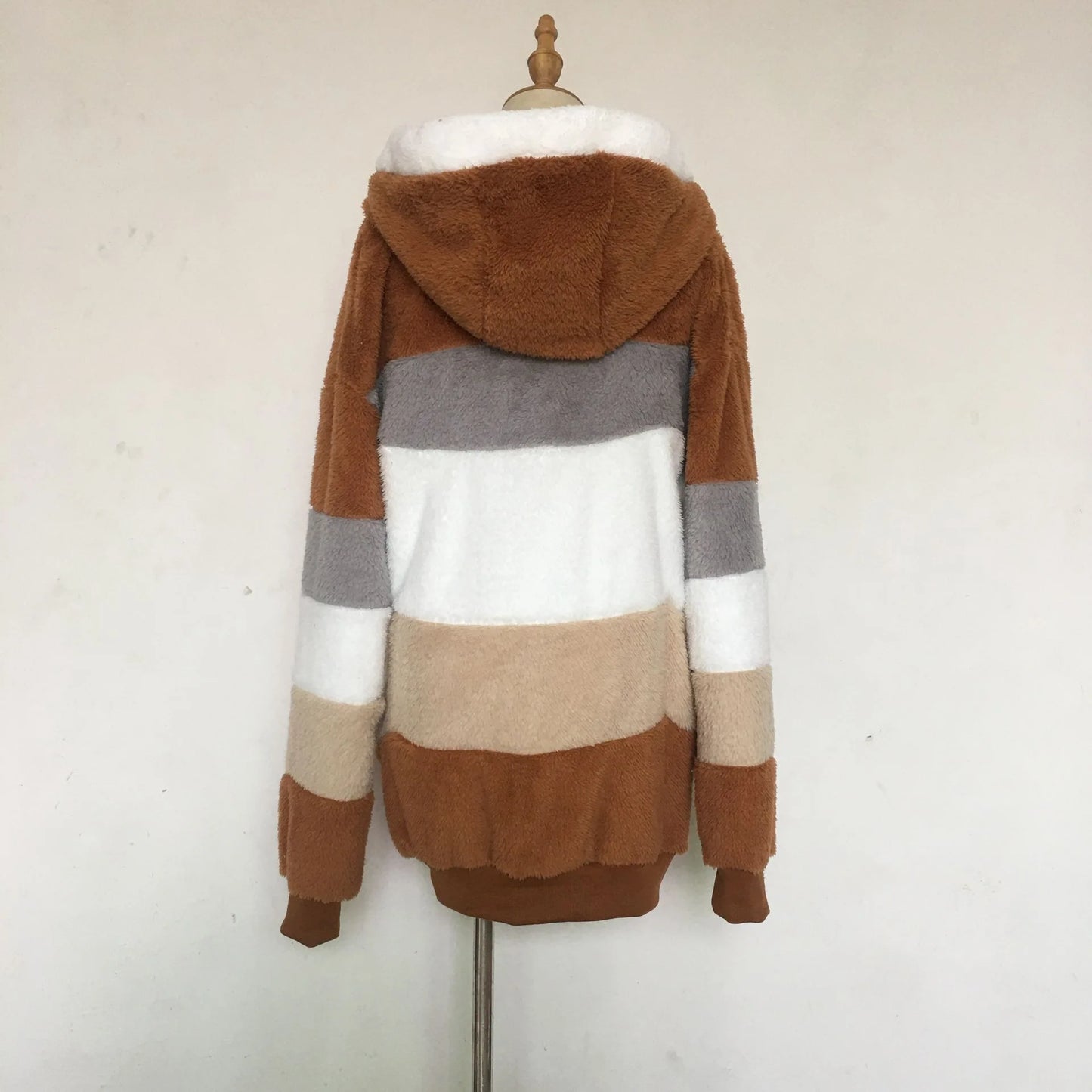 Oversized plush jacket donna con cappuccio – streetwear caldo e comodo per autunno/inverno 2025