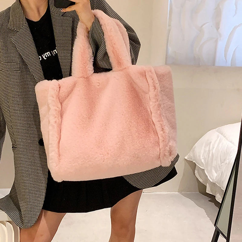 Shopper Tote Donna in Ecopelliccia Invernale – Borsa Furry Fluffy a Tracolla o Spalla