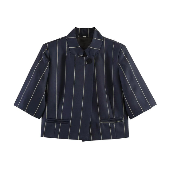 Completo donna a righe con giacca corta e pantaloni dritti