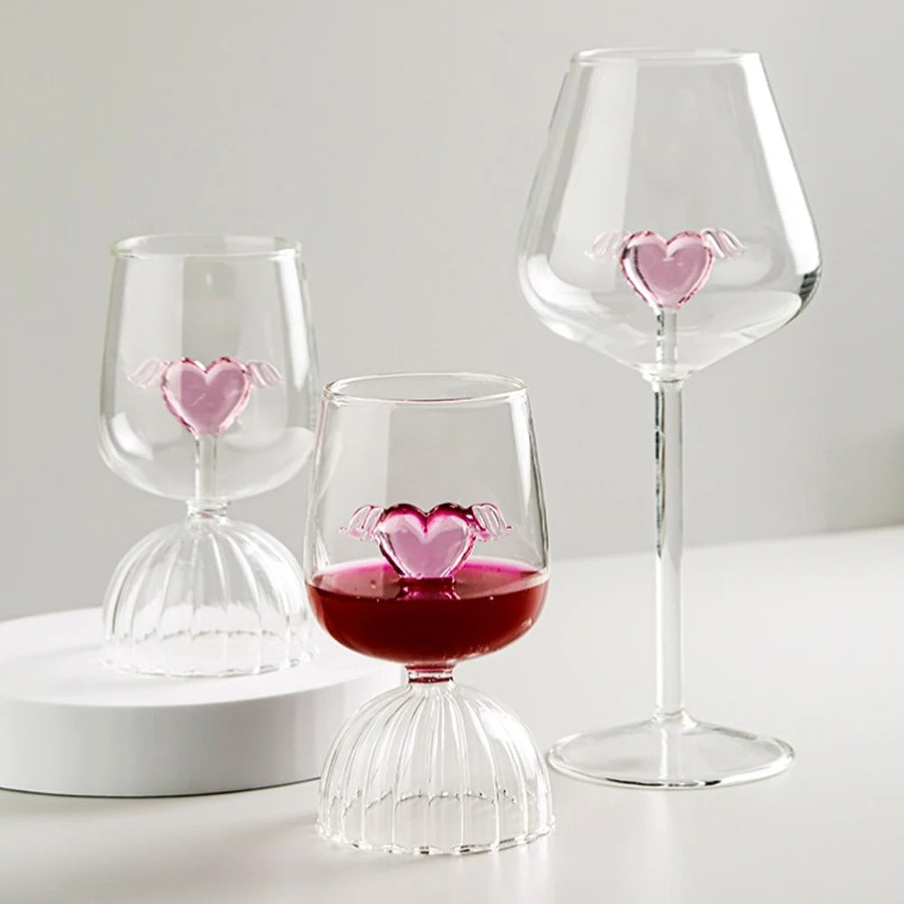 Set Bicchieri da Vino Rosso con Cuori Rosa – Calici Romantici per San Valentino