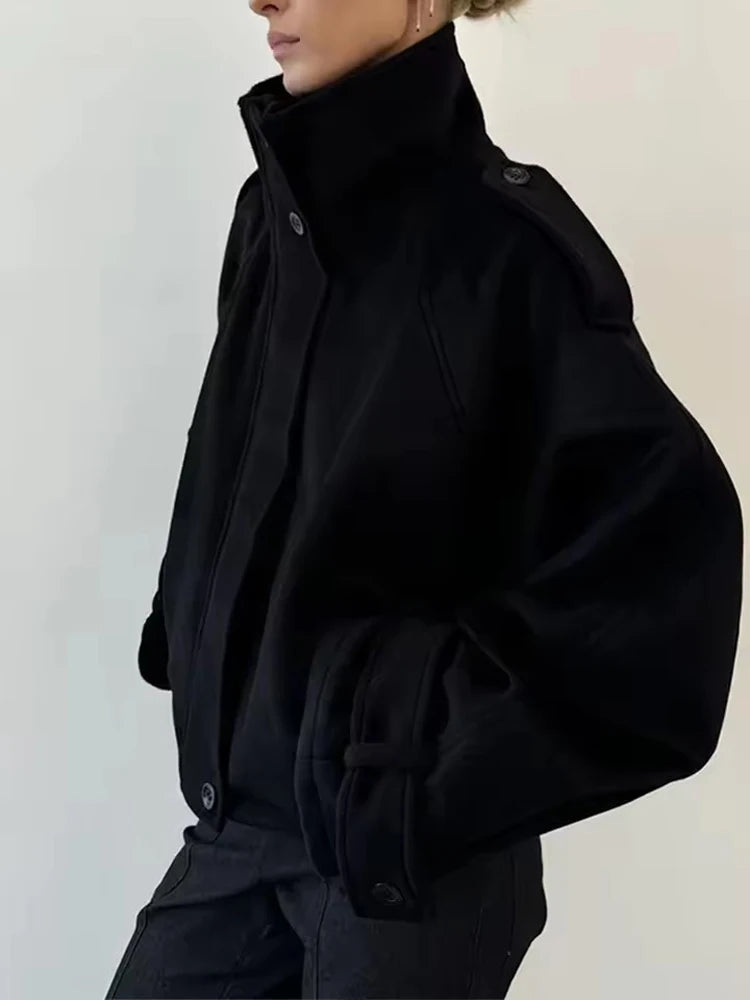 Cappotto Corto Donna Collo Alto con Zip e Tasche - immagine 4