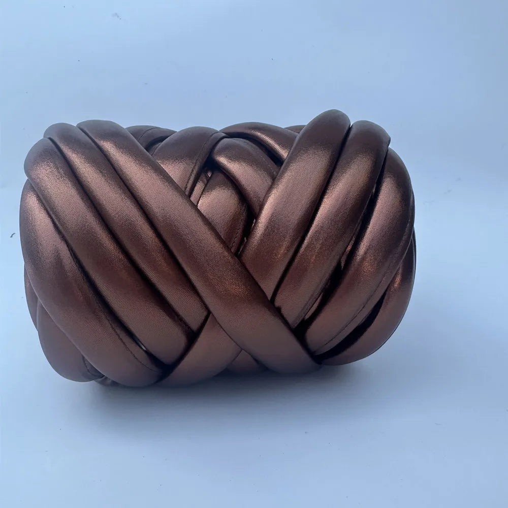 Filato mesh / ecopelle marshmallow per borse e uncinetto – opaco/lucido + pelle intrecciata artigianale