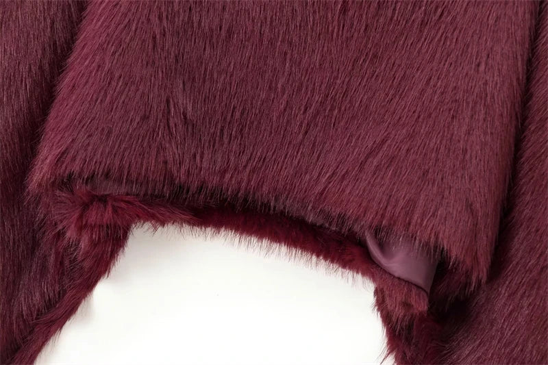 Maglia donna effetto pelliccia corta con girocollo