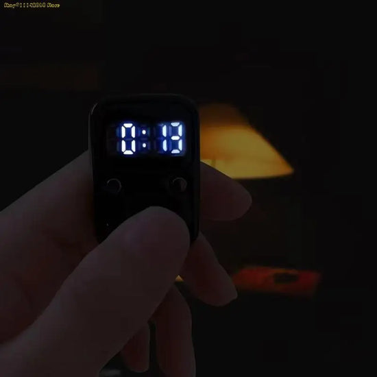 Contatore Digitale da Dito con Display OLED Impermeabile – Clicker Elettronico per Uncinetto e Maglia