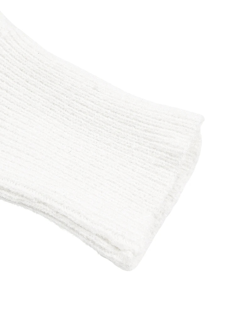 Maglione donna asimmetrico a collo alto e maniche lunghe