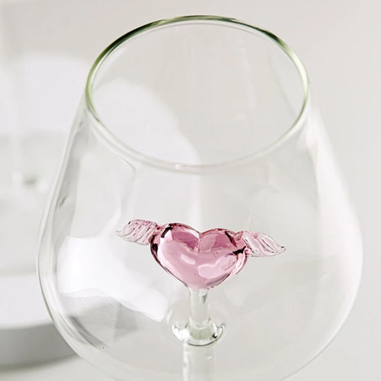 Set Bicchieri da Vino Rosso con Cuori Rosa – Calici Romantici per San Valentino