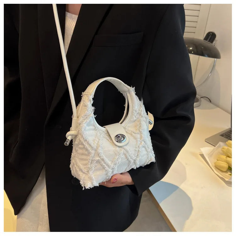 Borsa in Jeans Donna Stile Fashion – Spalla e Tracolla, Design Sfrangiato 2025